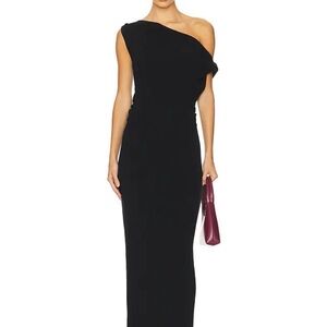SNDYS Elegant Black One-Shoulder Dress